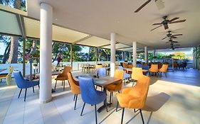 Hotel Bor